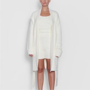 NWT Skims Cozy Knit Short Robe